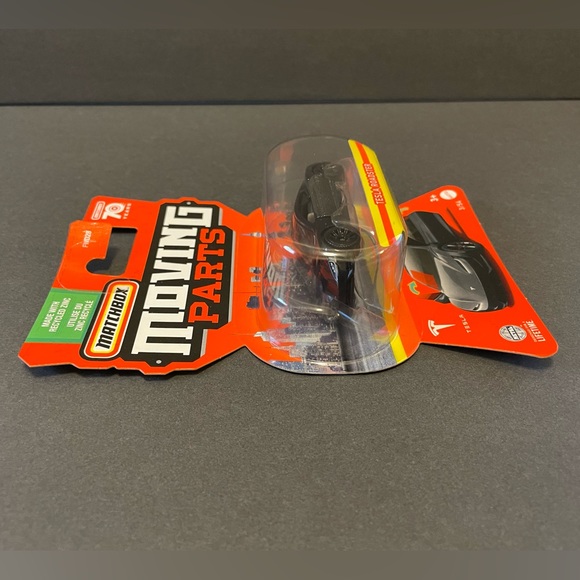 Tesla roadster- Hard to Find - Picture 4 of 9